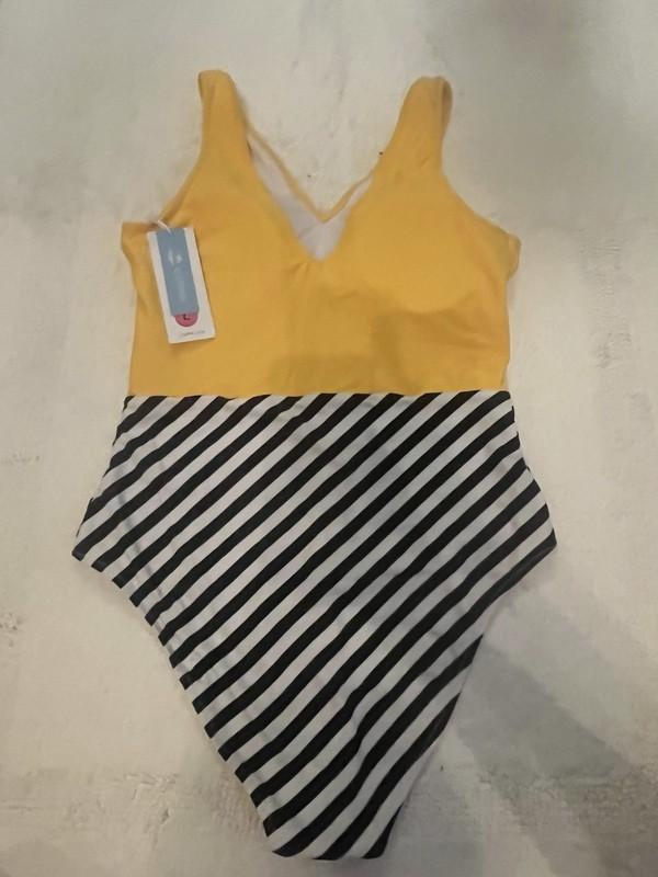 NWT Cupshe Women’s V-Neck And Striped Bottom One-Piece Yellow Swimsuit Size L