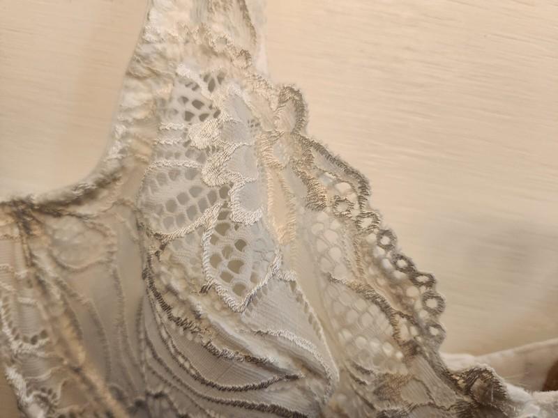 NWT DORINA 36B 'ANGIE' WHITE LACE DEMI UNDERWIRE BRA