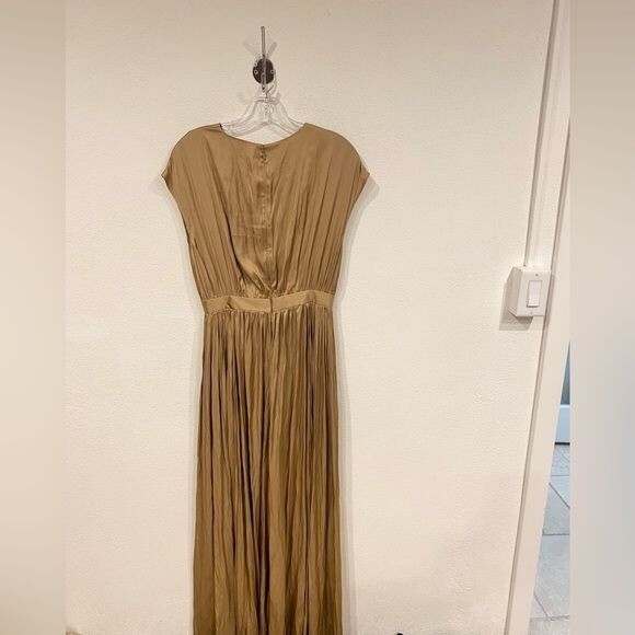 NWT Elie Tahari Draped Shoulder Jumpsuit In Bronze Size 2