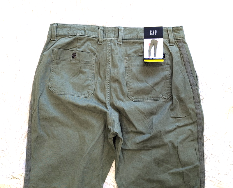 NWT Gap Women's Relaxed Girlfriend Clover Size 8