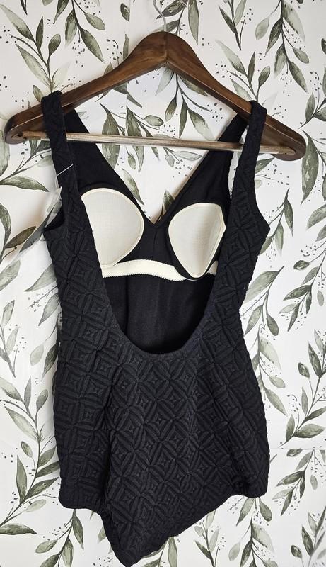 NWT Gottex Swimsuit Black Womens Size 10 One-Piece