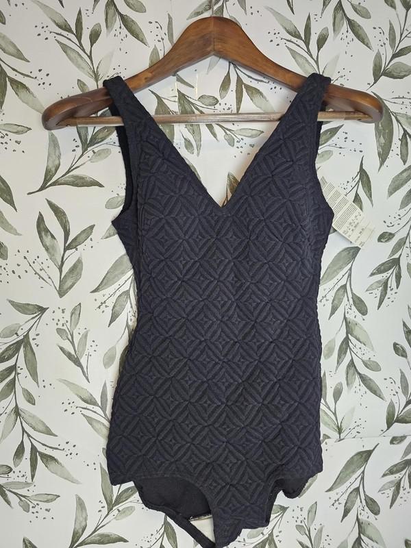NWT Gottex Swimsuit Black Womens Size 10 One-Piece
