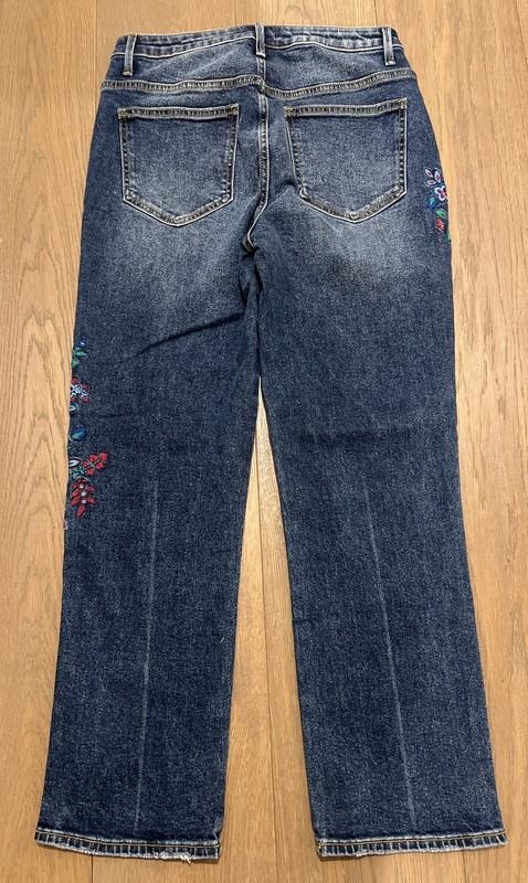 NWT Sundance Driftwood Embroidered “Stella Flashflower Jeans” Size 31 X 27 $138