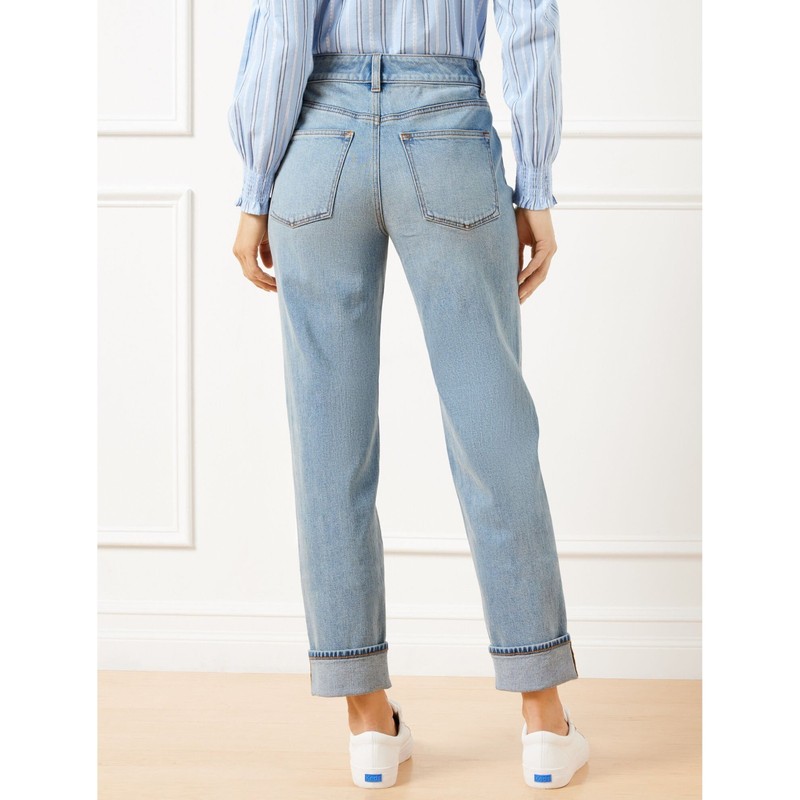 NWT Talbots Womens Petite Size 4 4P Everyday Relaxed Jeans In Canarsie Wash NEW