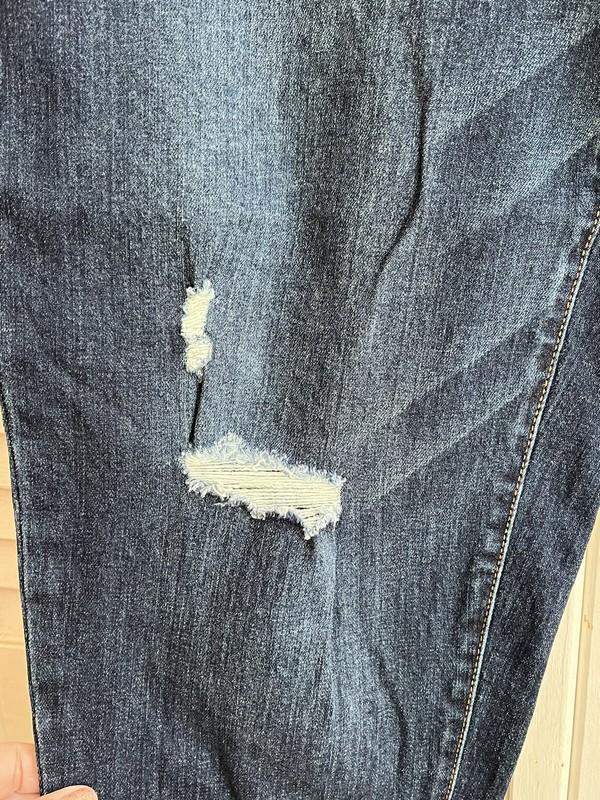 NWT Time And Tru Sz 18 Slim Mid-Rise Boyfriend Crop Distressed Jeans Pants
