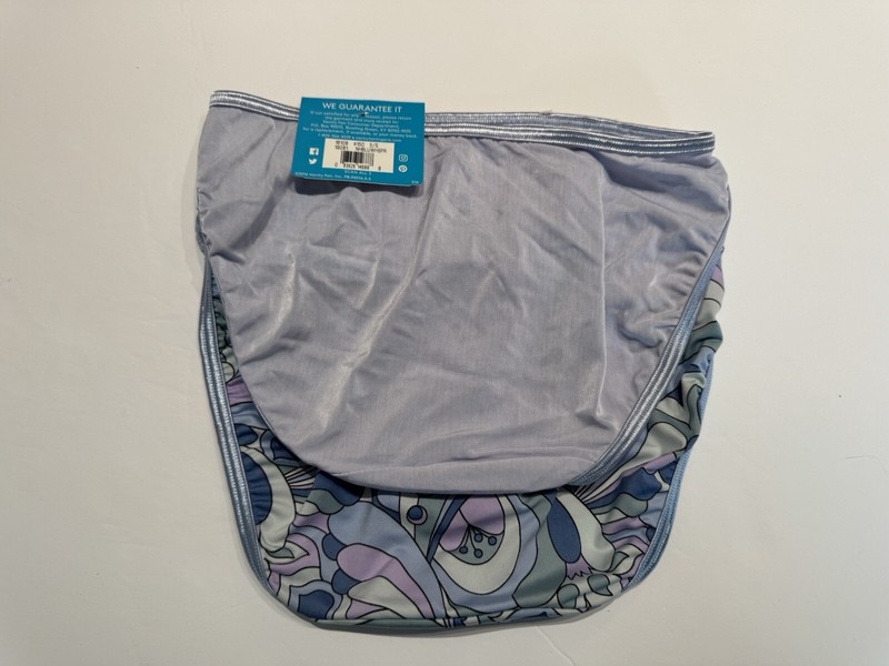 NWT Vanity Fair Illumination String Bikini 18108 2 PAIRS Size 5 S
