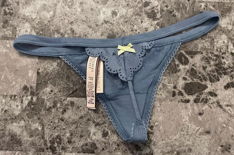 NWT VICTORIA'S SECRET BLUE FLORAL LACE BOW PICOT THONG V STRING PANTIES