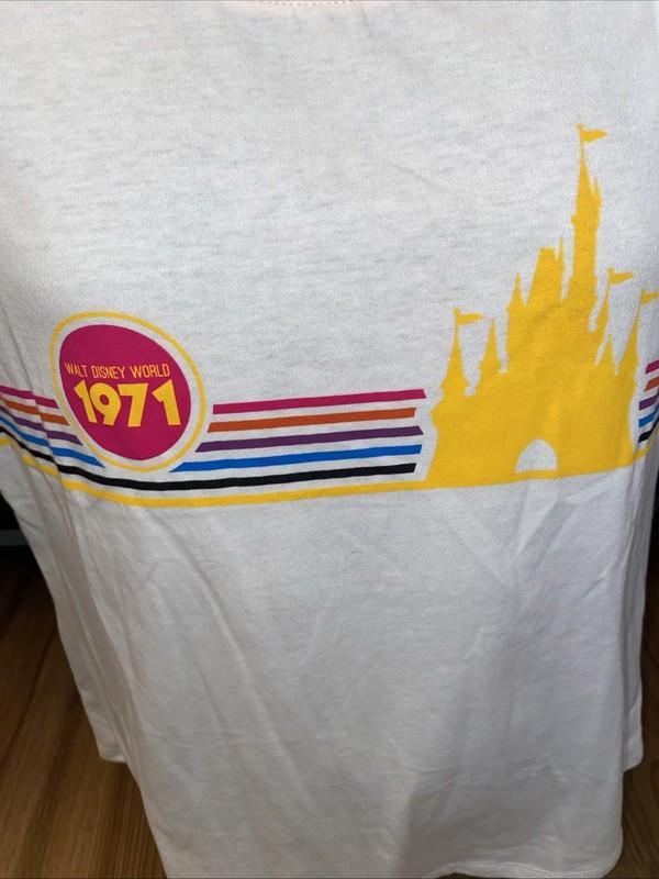 NWT Walt Disney World Parks Graphic T-Shirt Stripes Castle Size Medium 1971