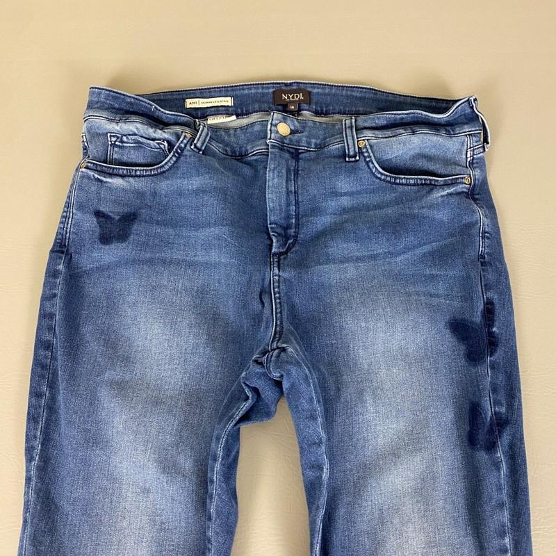 NYDJ Ami Skinny Legging Jeans Size 16 Blue W/ Butterfly Detail Denim Medium Wash