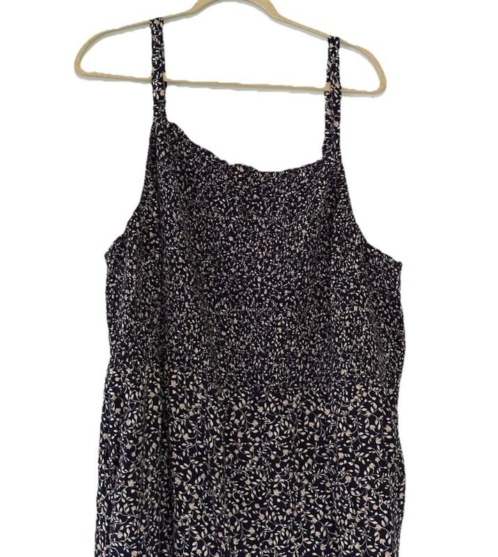 Old Navy Women Jumpsuit 4X Sleeveless Blue Floral Wide Leg Smocked Pockets Ditsy