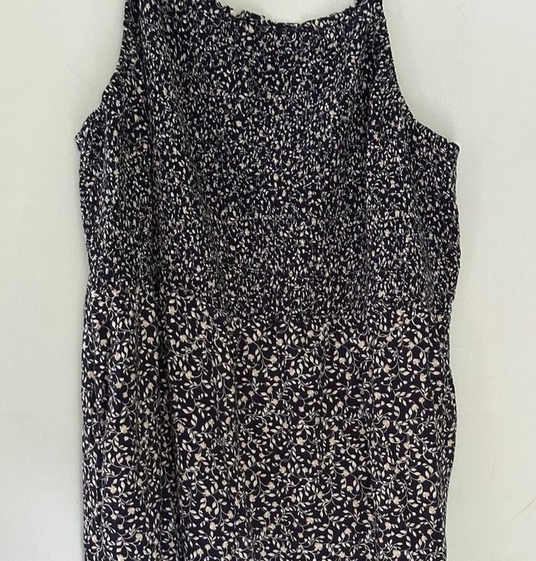 Old Navy Women Jumpsuit 4X Sleeveless Blue Floral Wide Leg Smocked Pockets Ditsy