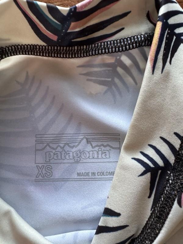 Patagonia Palms Of My Heart Microswell Rash Guard XS NWOT