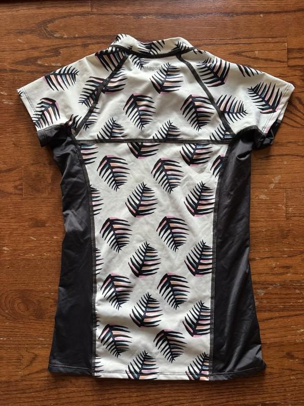 Patagonia Palms Of My Heart Microswell Rash Guard XS NWOT