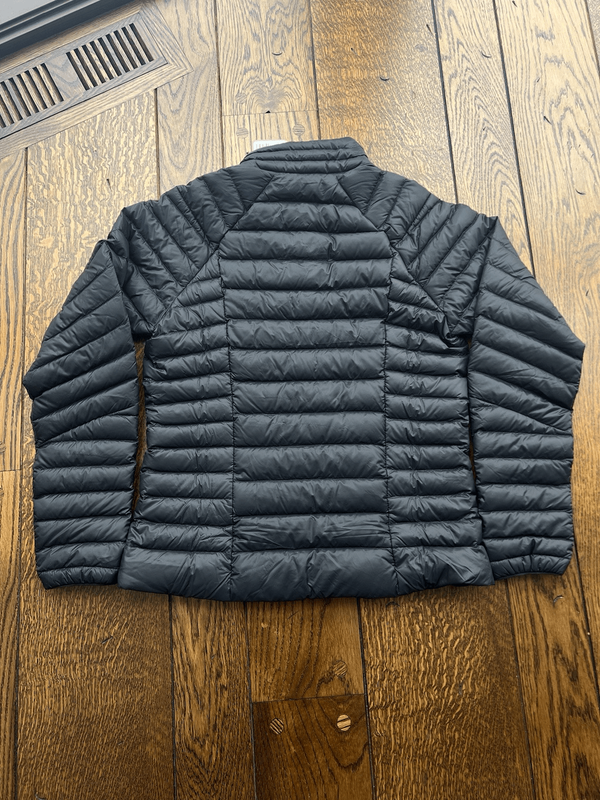 Patagonia Women's Down Sweater Jacket Size Small Black New W/ Tags