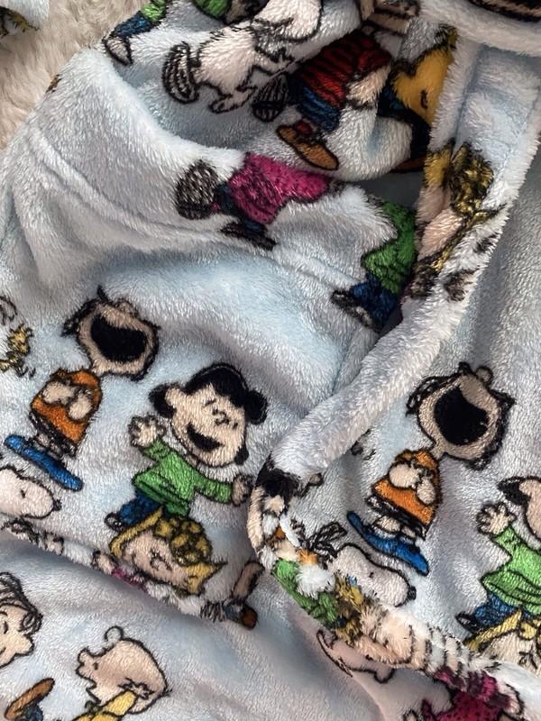 Peanuts Snoopy Charlie Brown Whole Gang Robe Belt Pockets Soft Women’s Sz L / XL