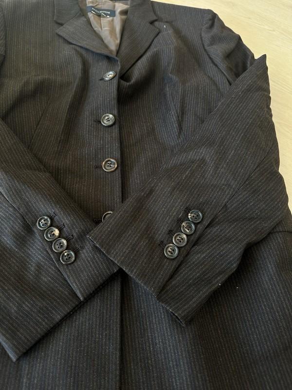Piazza Sempione Women’s Long Blazer Jacket Brown Striped 4 Button Size Medium?