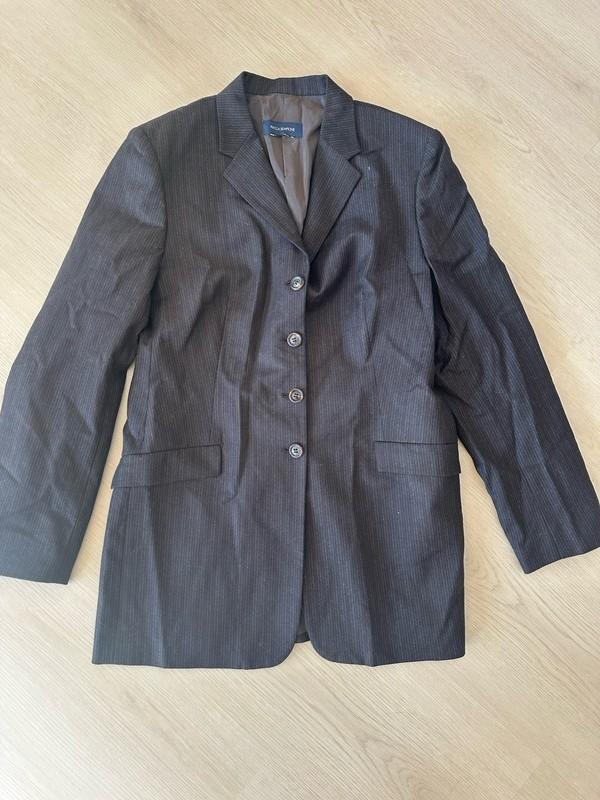 Piazza Sempione Women’s Long Blazer Jacket Brown Striped 4 Button Size Medium?