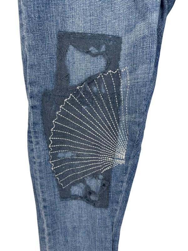 Pilcro Hyphen Mid-Rise Distressed Patchwork Boyfriend Jeans Women's Size 32
