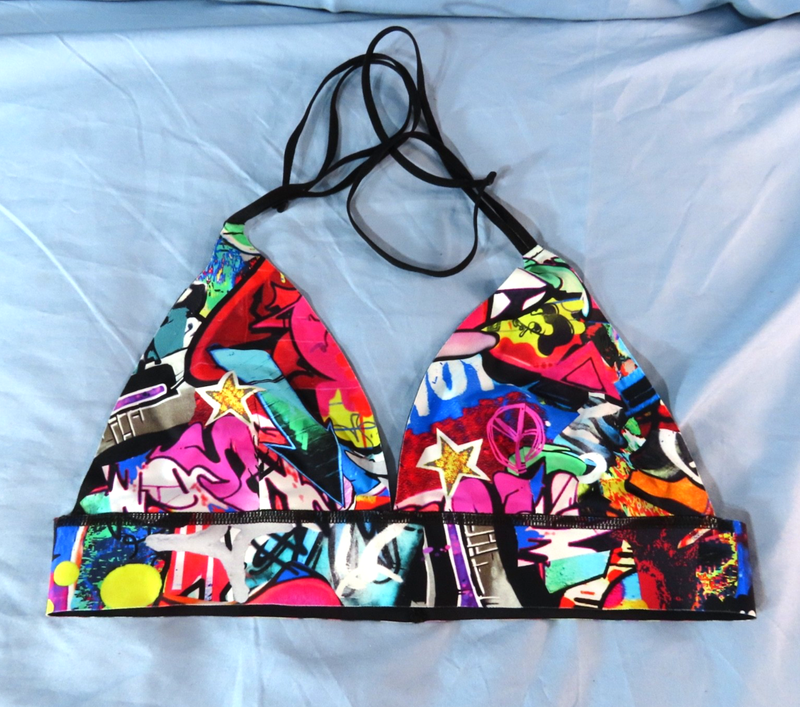 PILYQ PQ Reversible Bikini Top GRAFFITI MULTI-COLOR or BLACK Seamless Halter M