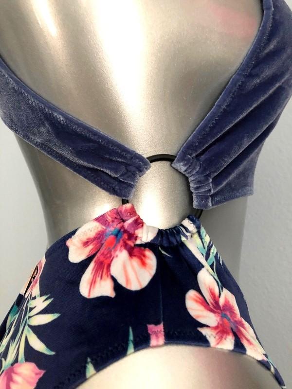 PINK Victorias Secret New Blue Floral Velvet One Piece Cut Out Swim Suit M