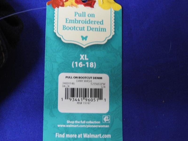 Pioneer Woman ~ Pull-On ~ Bootcut ~ Embroidered ~ DARK WASH Jeans ~ XL 16-18