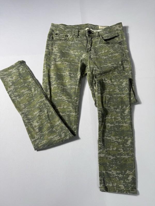 Rag & Bone Digital Camo Print Skinny Jeans Size 25