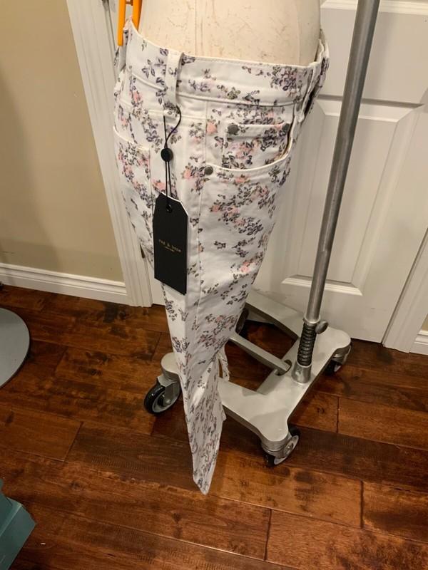 Rag & Bone White “Micro Floral Boy Jeans” Size 25 NWT Retail Price $265