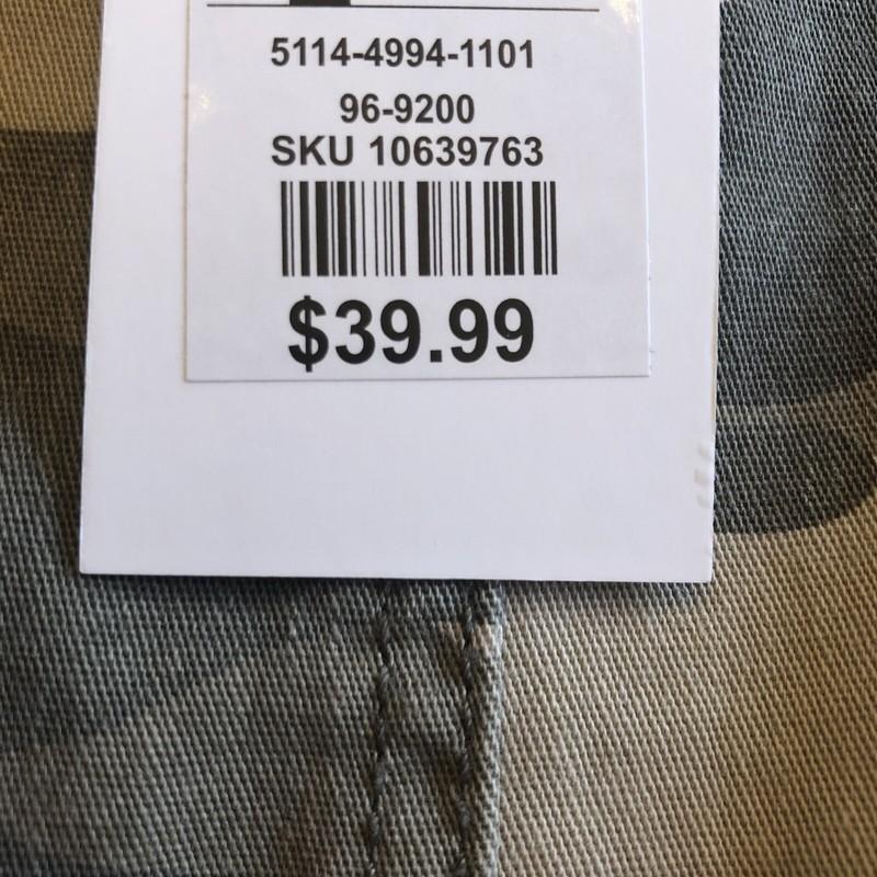 Refuge Camo Cargo Jeans Size M
