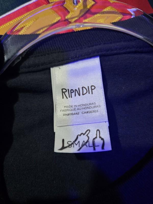RIP N DIP WOMANS CROPPED CUT L/S Shirt Size Small