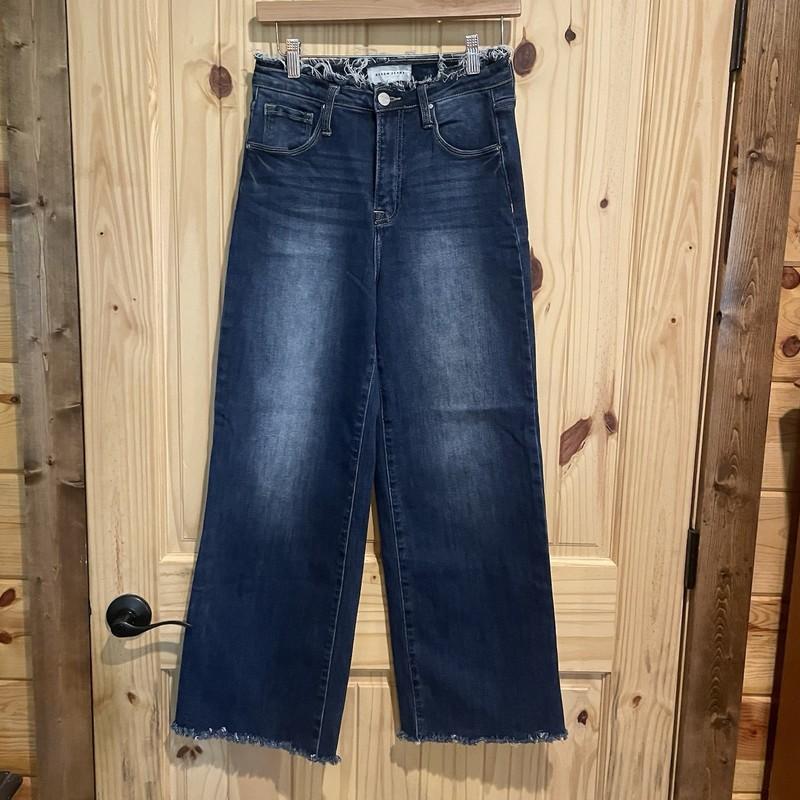 Risen High Waist Wide Leg Frayed Hem Women’s Jeans Size 7/28