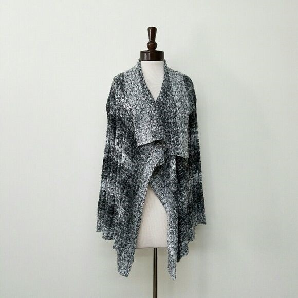 Romeo And Juliet Couture Black White Knit Open Shawl Collar Cardigan NWT