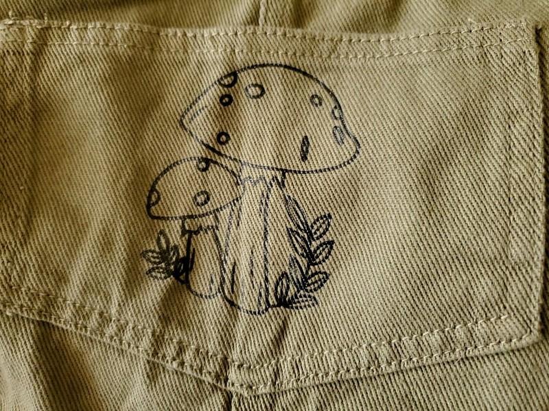 Romwe Womens Olive Large Mushroom Celestial Shortalls Cottagecore Fairy Core New