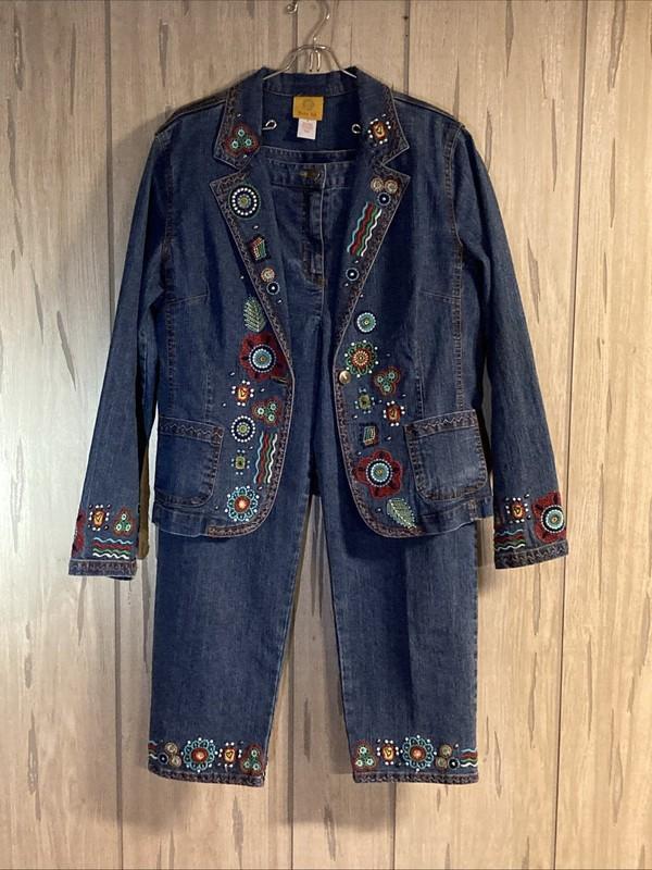 Ruby Rd Women's Jean Jacket/Pant Suit Denim Size 10 Embroidery Pockets Button