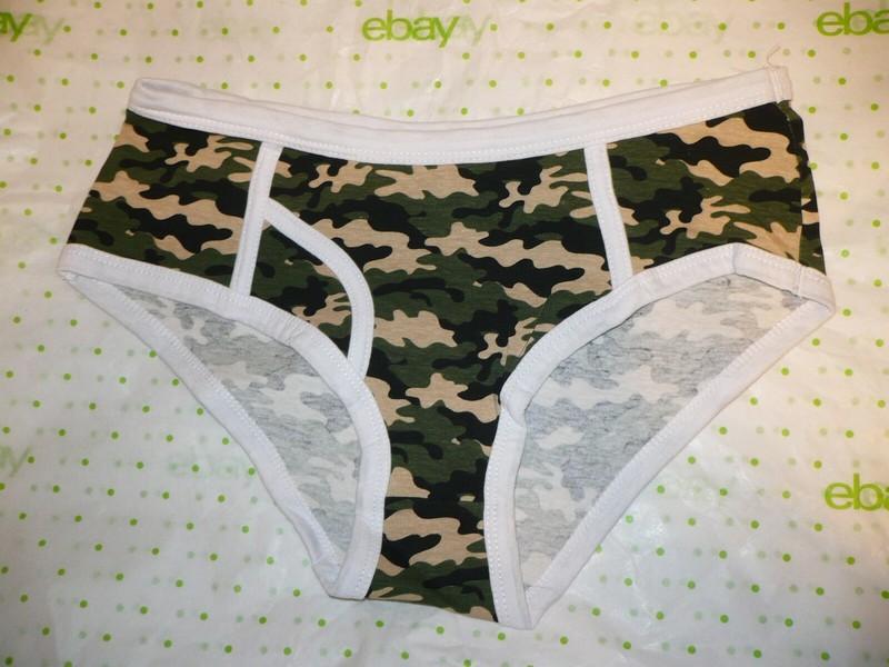 Rue 21 Women's Bikini Panties LARGE Allover Camouflage Print Booty Camp New