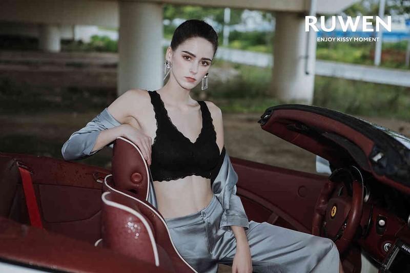 Ruwen Lace Bra . Small Large XX-large Size