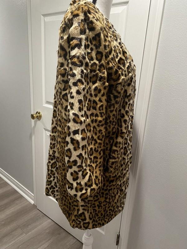 Saks Fifth Avenue Faux Fur Jacket Coat Leopard M/L $295