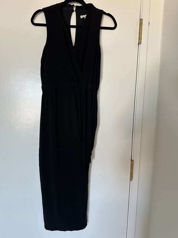 Sandra Darren Women's V Neck Sleeveless Wide Leg Relaxed Jumpsuit Sz S