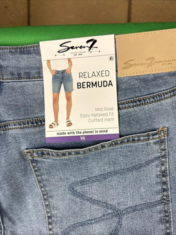 Seven7 Ladies Relaxed Bermuda Short Size 16 Thrive