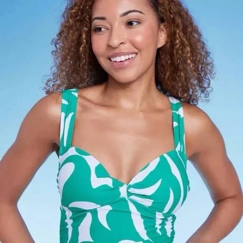 Shade & Shore Women's One Piece Swimsuit Swimwear Leaf M Twist-Front Shirred