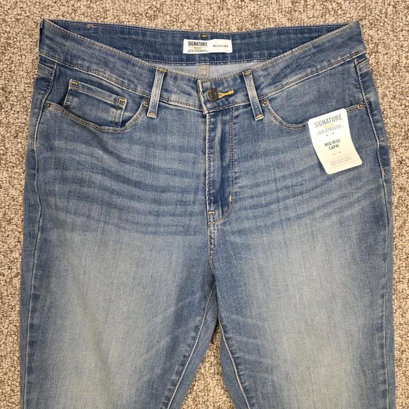 Signature Levi Strauss & Co Capri Womens 12 Gold Cuffed Stretch Blue Jeans 32x22