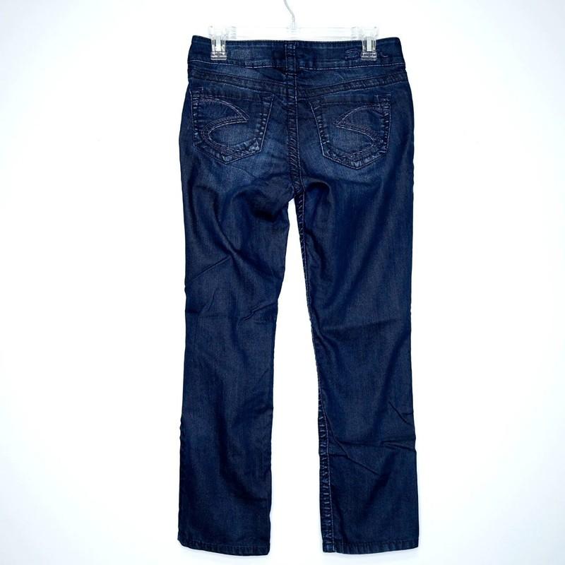Silver Jeans Suki Blue Dark Wash Mid Rise Straight Leg Capri Jeans - 26