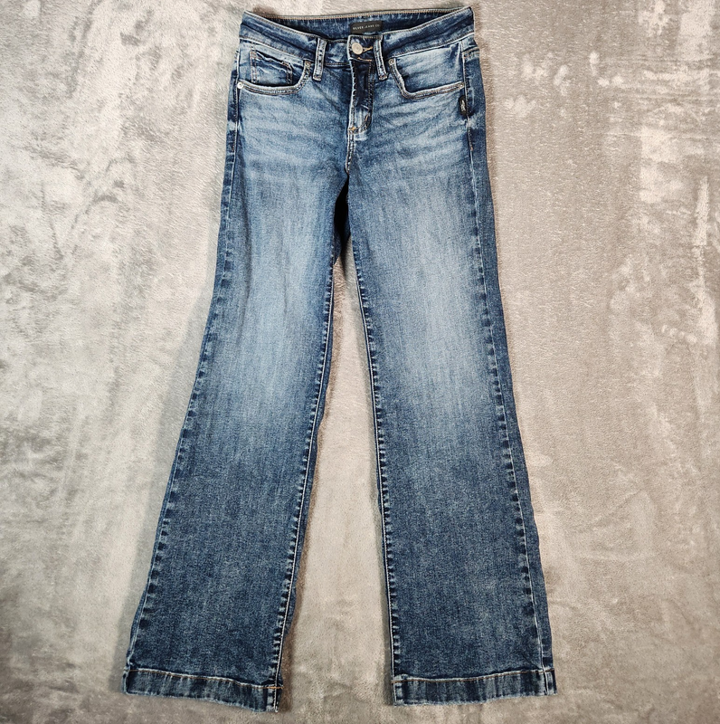 Silver Jeans Women's 27X31 (Tag 26X31) Blue Suki Trouser Distressed