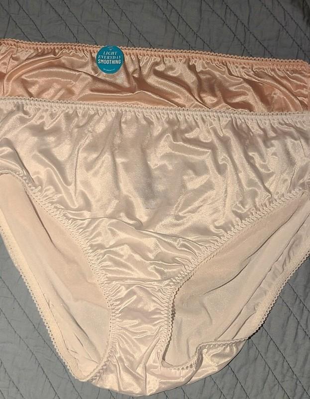 Size 12 Vanity Fair Hi-Cut Lot Of 4 Nylon Panties
