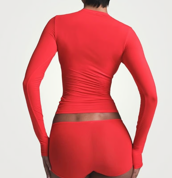 Skims Fits Everybody Long Sleeve T-Shirt Cherry Small