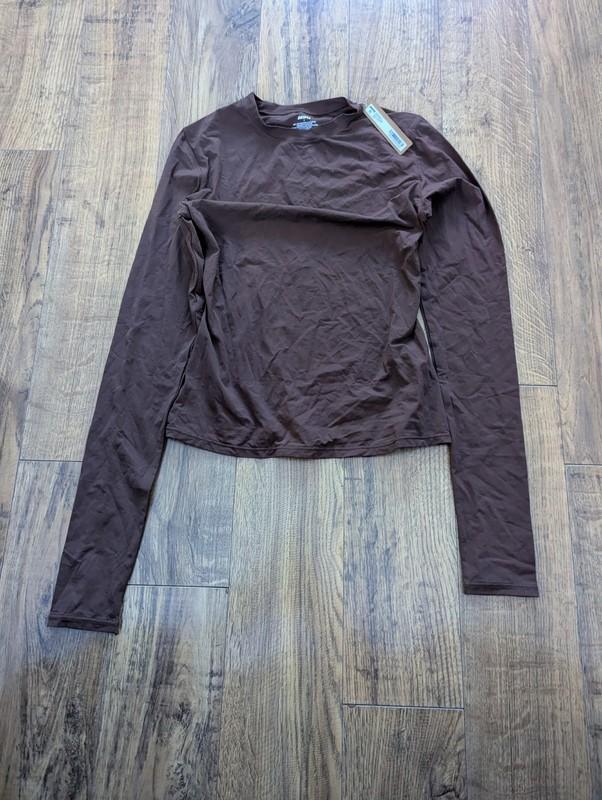 Skims Fits Everybody Long Sleeve T-shirt Size Small Cocoa AP-TSH-0650