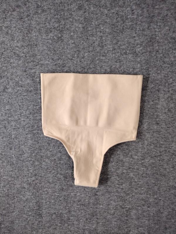 SKIMS Women’s Seamless Sculpt Mid Waist Thong Color Beige Size S/M SH-THG-0108