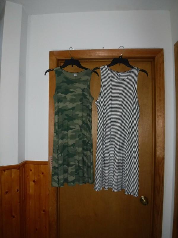 Sleeveless Dresses Old Navy size LG SM Black Striped Camo Green 95% rayon NWT