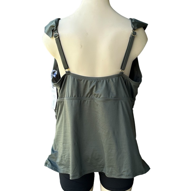 Sonnet Shores Women's Sleeveless Full Coverage Swim Dress Green Size 22W NWT
