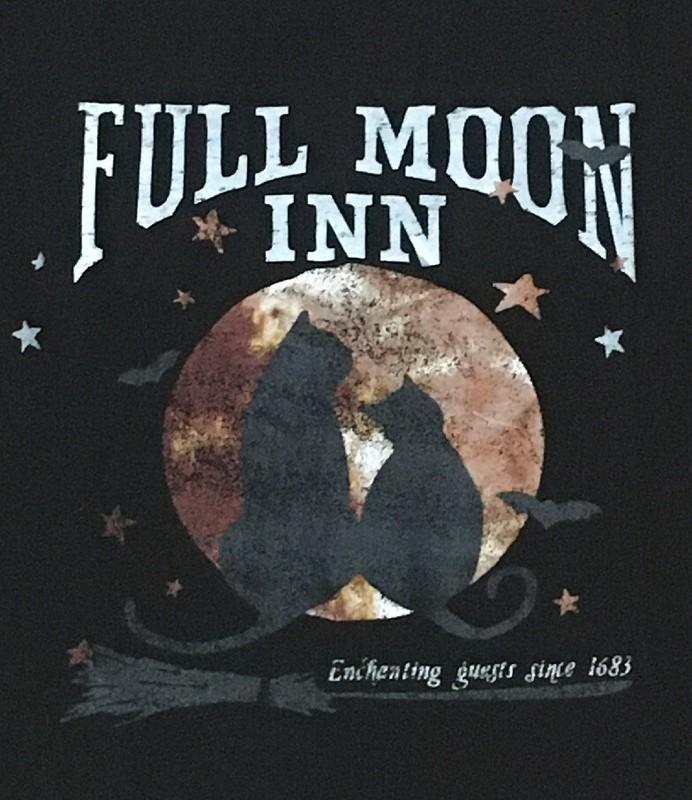 Sonoma Goods For Life Crew Neck Tee Halloween Graphic T-Shirt Full Moon Inn