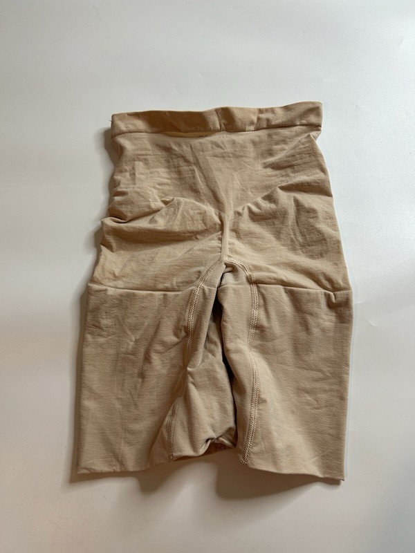 Spanx Power Short Womens Large Shapewear Seamless 6” Nude Lightweight